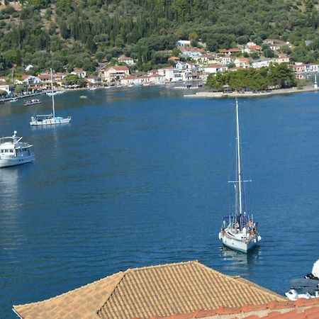 Villa Marika Вати Екстериор снимка