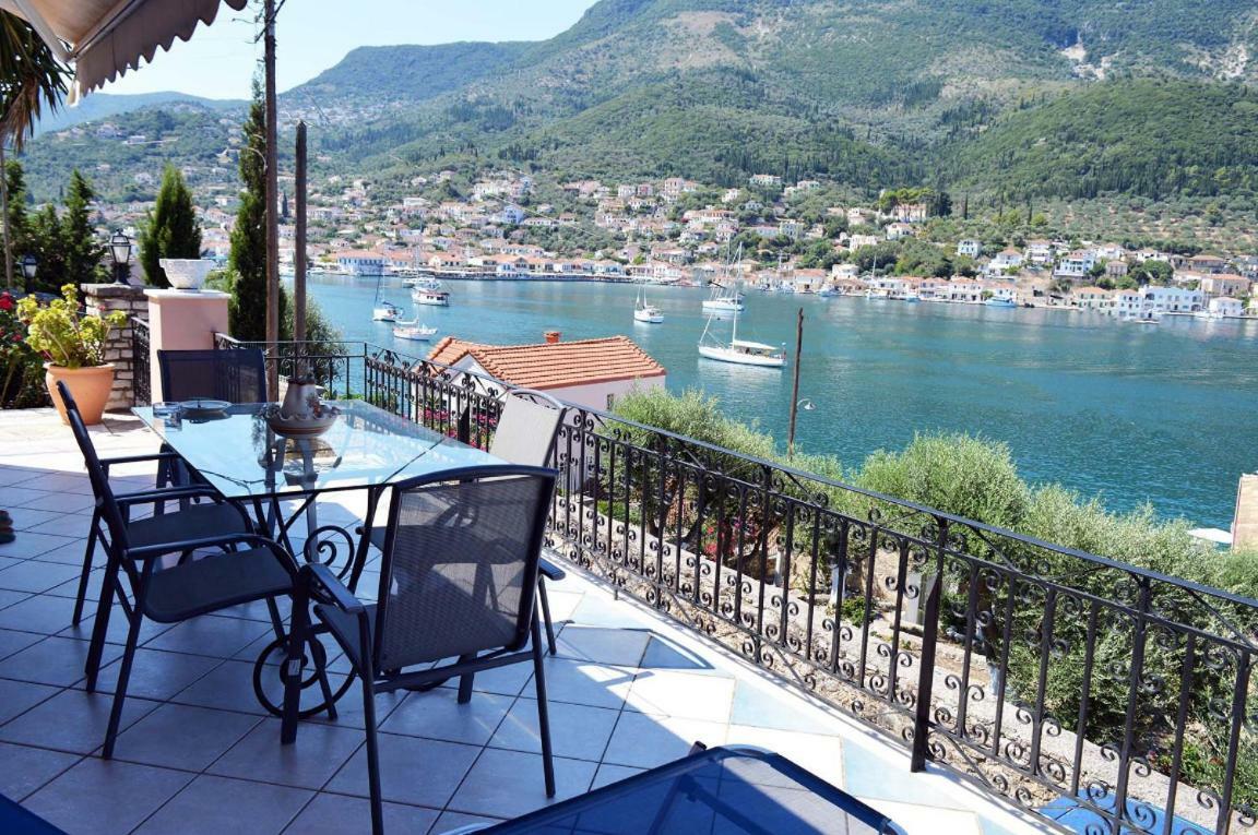Villa Marika Вати Екстериор снимка