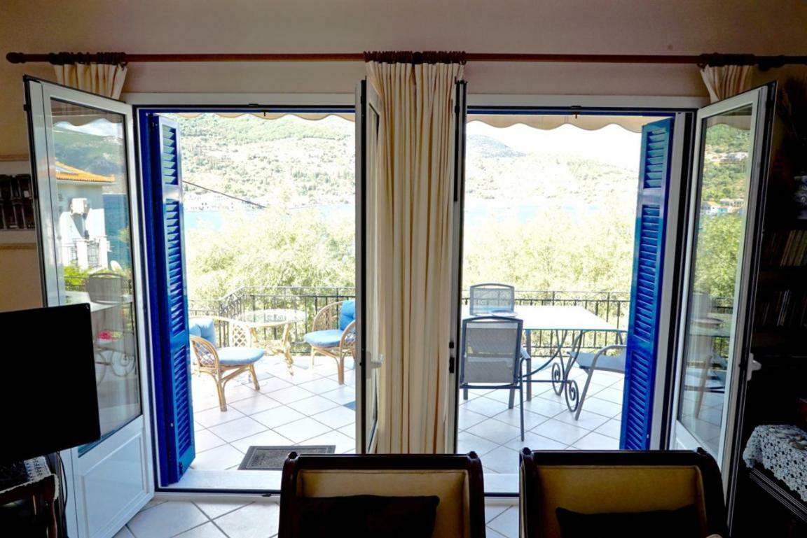 Villa Marika Вати Екстериор снимка