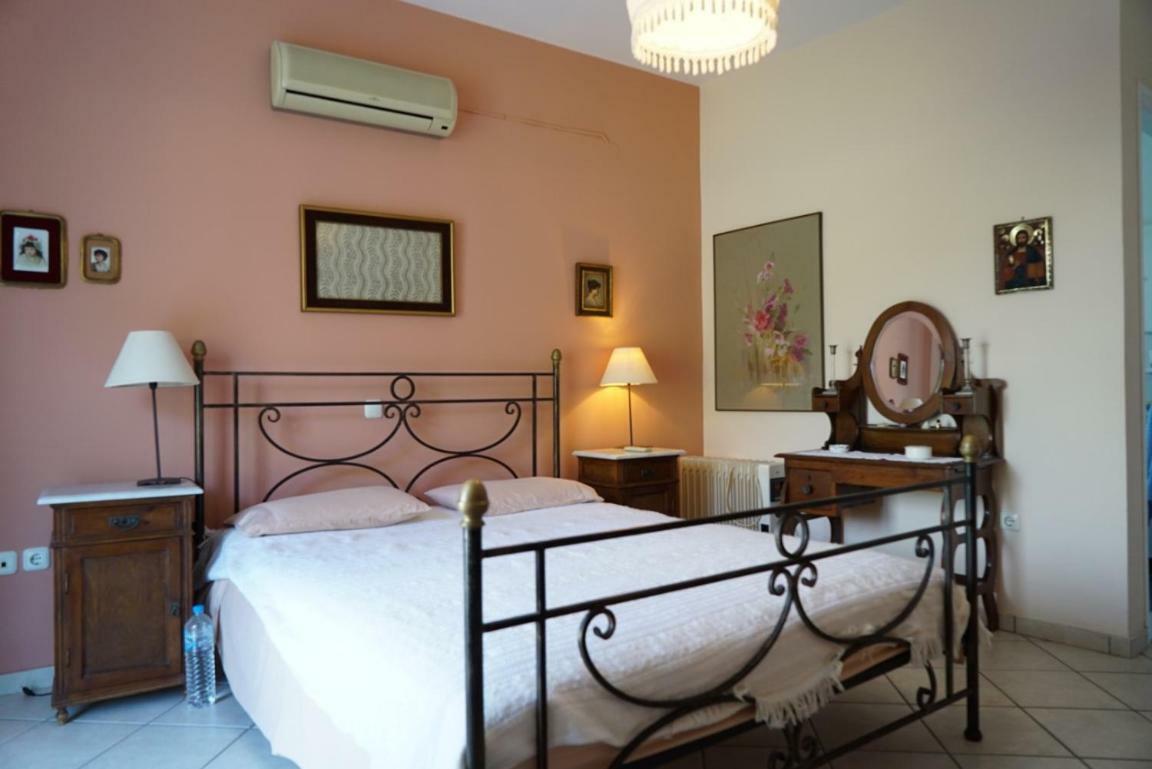 Villa Marika Вати Екстериор снимка